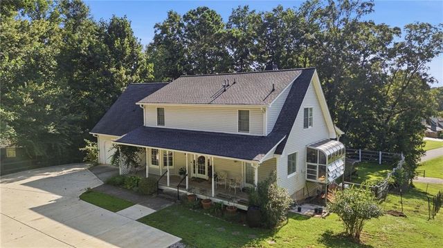 9600 Lakeside Way, Gainesville, GA 30506