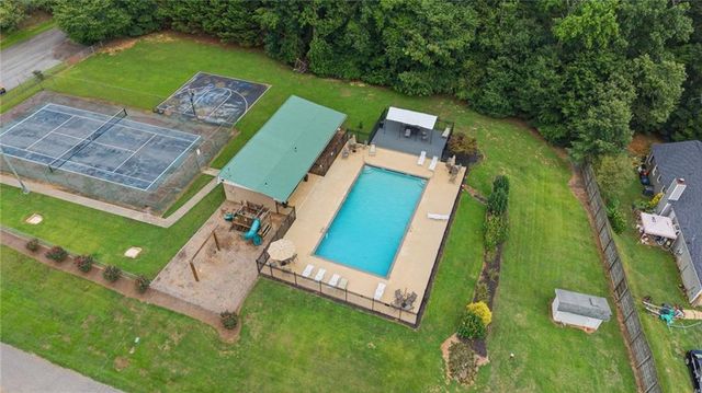 9600 Lakeside Way, Gainesville, GA 30506