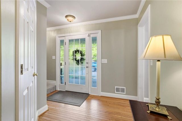 9600 Lakeside Way, Gainesville, GA 30506