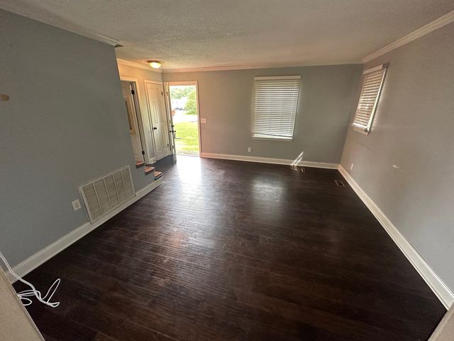 510 Layne St, Tullahoma, TN 37388