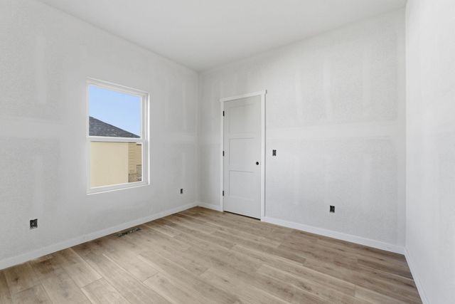 148 E Kelce Lane, Republic, MO 65738