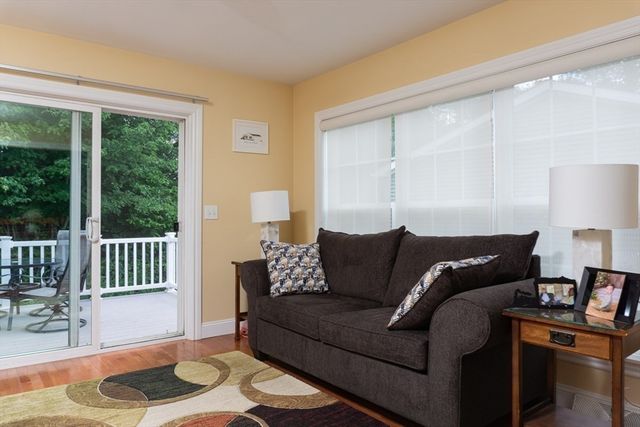 4 Leslie Court, Rockland, MA 02370