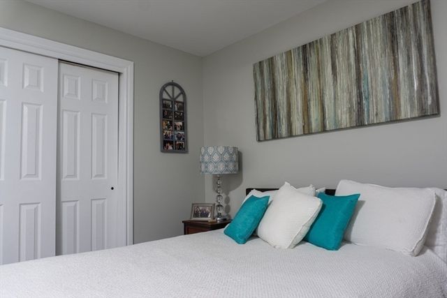 4 Leslie Court, Rockland, MA 02370