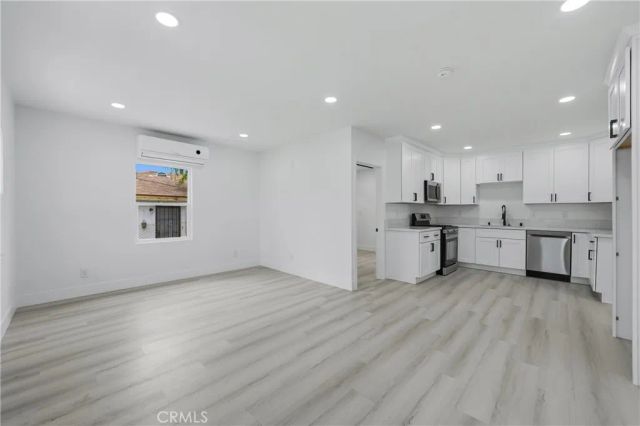 1279 Vine, San Bernardino, CA 92411
