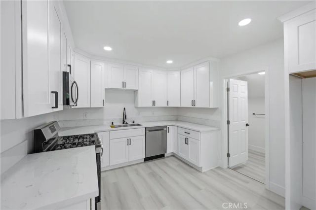 1279 Vine, San Bernardino, CA 92411