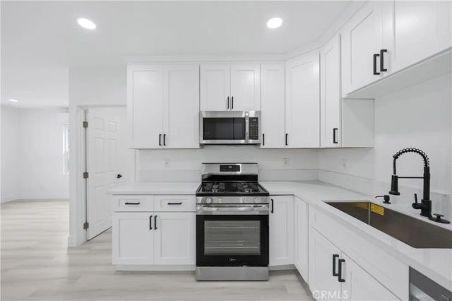 1279 Vine, San Bernardino, CA 92411