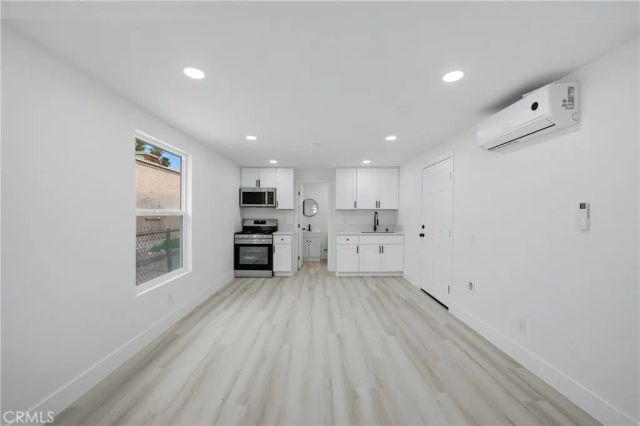 1279 Vine, San Bernardino, CA 92411