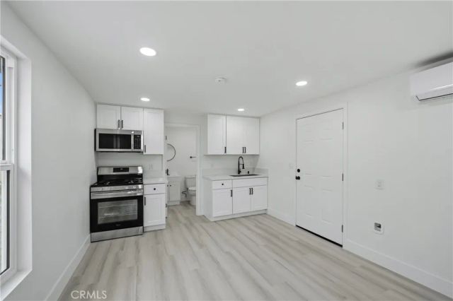 1279 Vine, San Bernardino, CA 92411