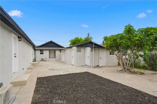 1279 Vine, San Bernardino, CA 92411