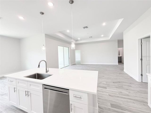 30280 W BLUEBELL AVENUE, Eustis, FL 32736