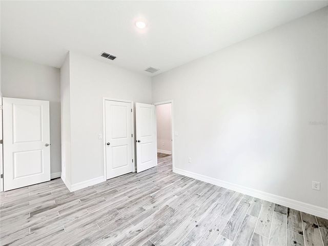 30280 W BLUEBELL AVENUE, Eustis, FL 32736