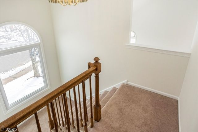 4 Updike Ave, Hillsborough Twp., NJ 08844