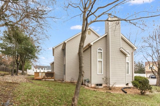 4 Updike Ave, Hillsborough Twp., NJ 08844