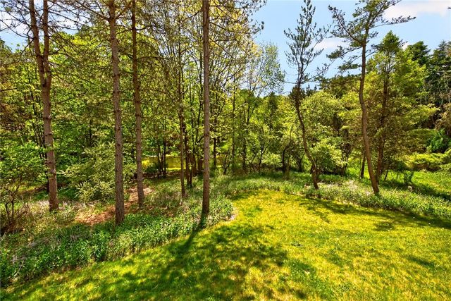 1537 Cranberry Pond, Victor, NY 14564