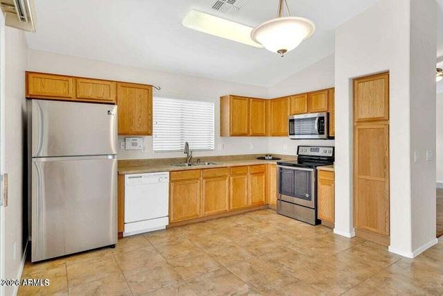 24039 N MOJAVE Lane, Florence, AZ 85132