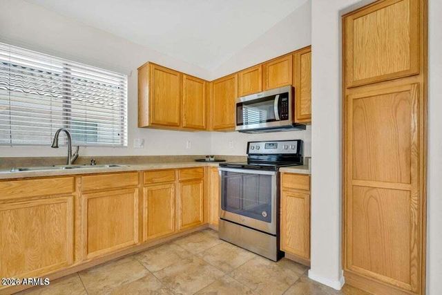 24039 N MOJAVE Lane, Florence, AZ 85132