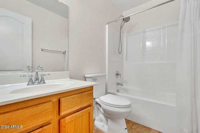 24039 N MOJAVE Lane, Florence, AZ 85132