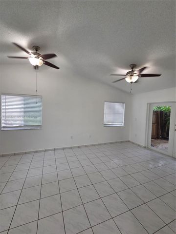 306 NW 114th Avenue 3-101, Sweetwater, FL 33172