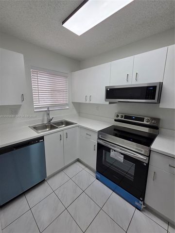 306 NW 114th Avenue 3-101, Sweetwater, FL 33172