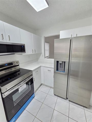 306 NW 114th Avenue 3-101, Sweetwater, FL 33172