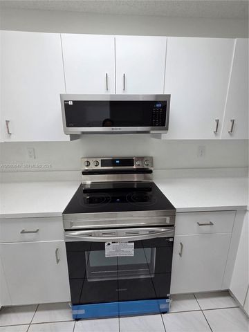 306 NW 114th Avenue 3-101, Sweetwater, FL 33172