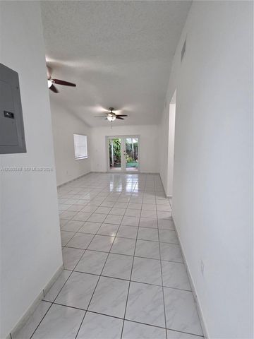 306 NW 114th Avenue 3-101, Sweetwater, FL 33172