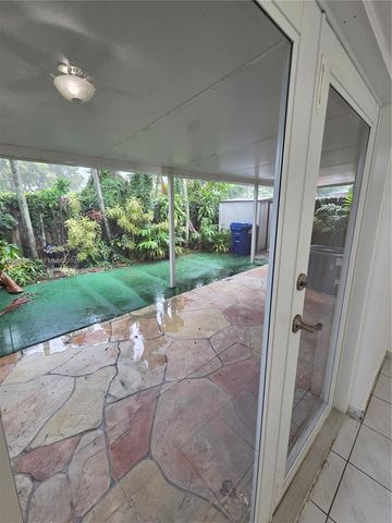 306 NW 114th Avenue 3-101, Sweetwater, FL 33172