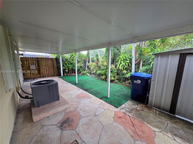 306 NW 114th Avenue 3-101, Sweetwater, FL 33172