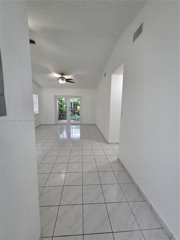 306 NW 114th Avenue 3-101, Sweetwater, FL 33172