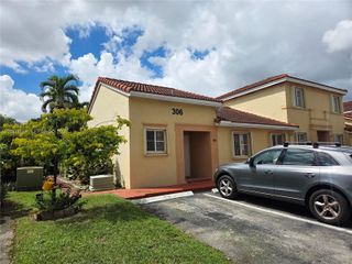 306 NW 114th Avenue 3-101, Sweetwater, FL 33172