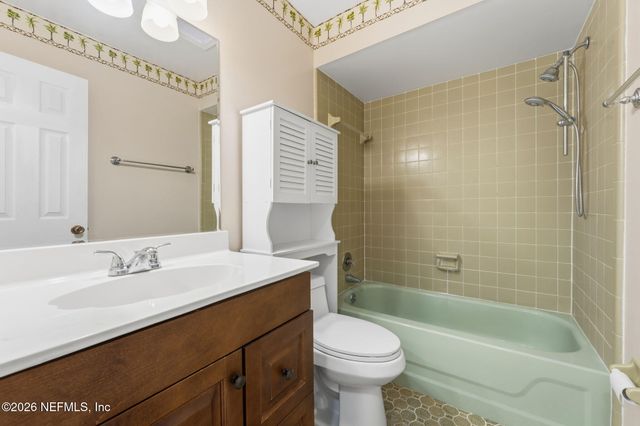 222 BEECHWOOD Court, Orange Park, FL 32073