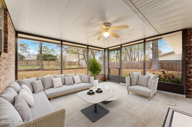 222 BEECHWOOD Court, Orange Park, FL 32073