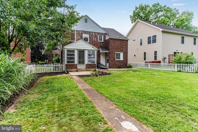 1704 WYNDHAM RD, Camp Hill, PA 17011