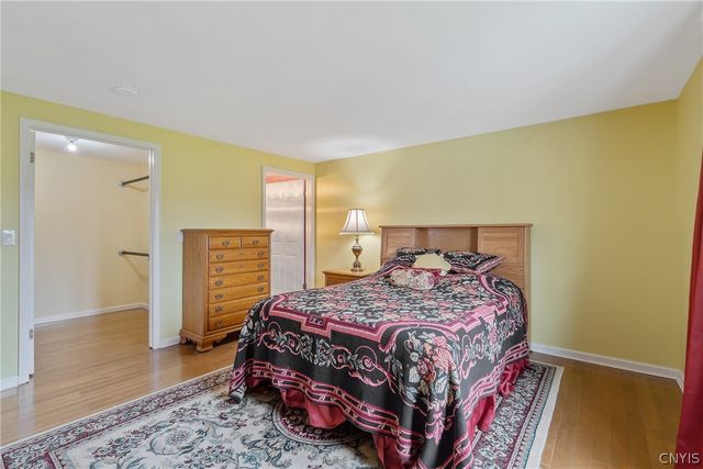 307 Clouds View Circle, Camillus, NY 13031