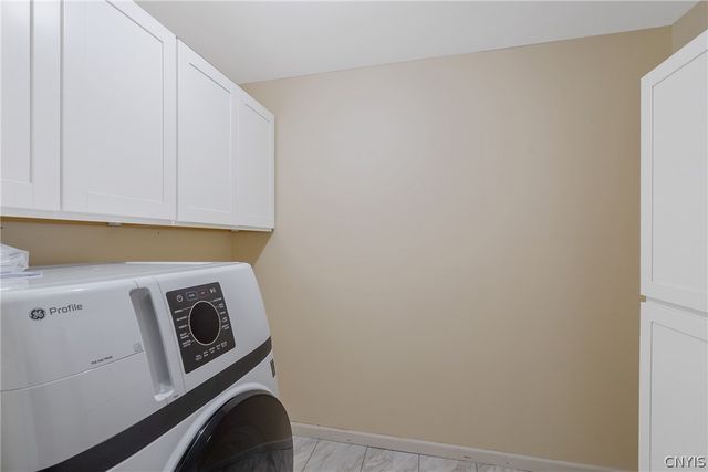 307 Clouds View Circle, Camillus, NY 13031
