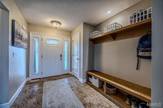 22766 Rumor Lane, Waynesville, MO 65583