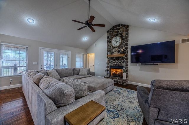 22766 Rumor Lane, Waynesville, MO 65583