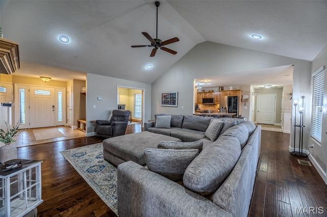 22766 Rumor Lane, Waynesville, MO 65583