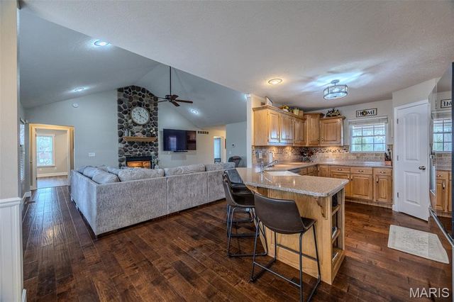 22766 Rumor Lane, Waynesville, MO 65583