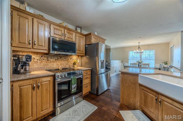 22766 Rumor Lane, Waynesville, MO 65583