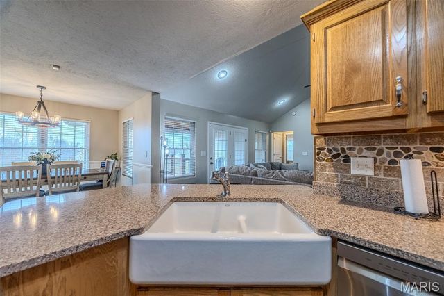 22766 Rumor Lane, Waynesville, MO 65583