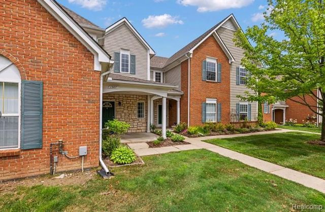 1973 Monarch Drive, Utica, MI 48316