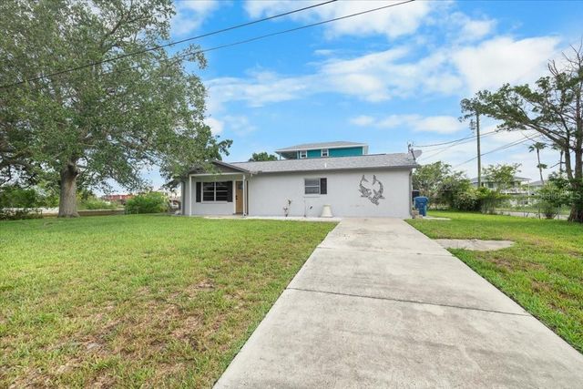 3478 COMPANERO ENTRA, Hernando Beach, FL 34607