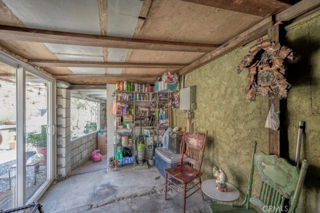9555 Hierba Road, Agua Dulce, CA 91390