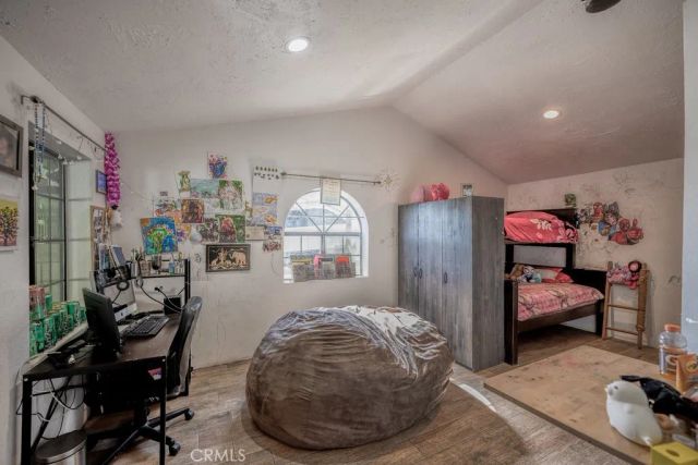 9555 Hierba Road, Agua Dulce, CA 91390