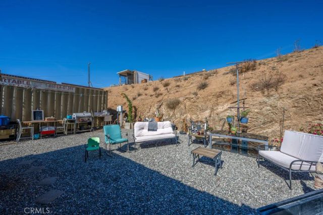 9555 Hierba Road, Agua Dulce, CA 91390