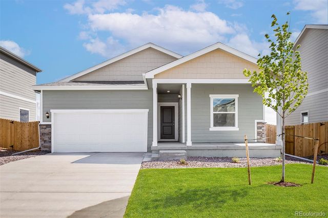 48185 Shetland Drive, Bennett, CO 80102