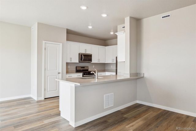 48185 Shetland Drive, Bennett, CO 80102