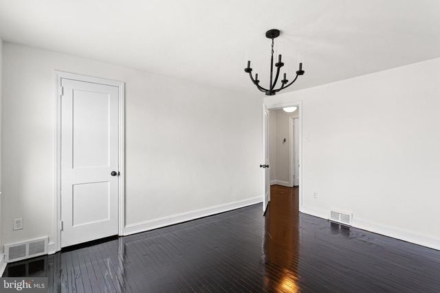 7675 OVERBROOK AVE, Philadelphia, PA 19151