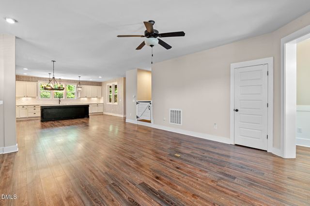 436 Skybluff Circle, Fuquay Varina, NC 27526